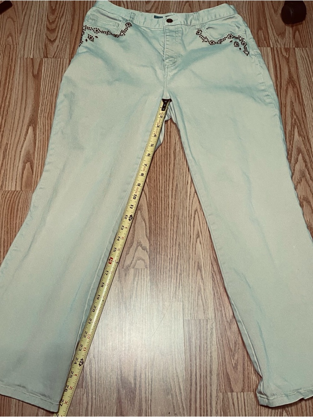 Lauren Ralph Light Cream Boot-Cut Jeans with Embroidered Pockets Size 10p